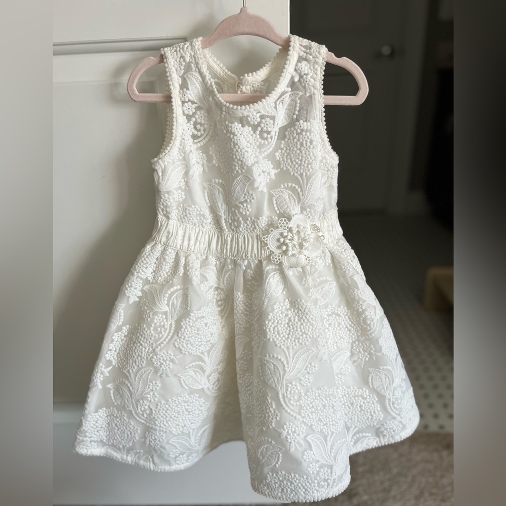 Abel and Lula Elegant Ivory Lace Kid’s Dress- Size 5